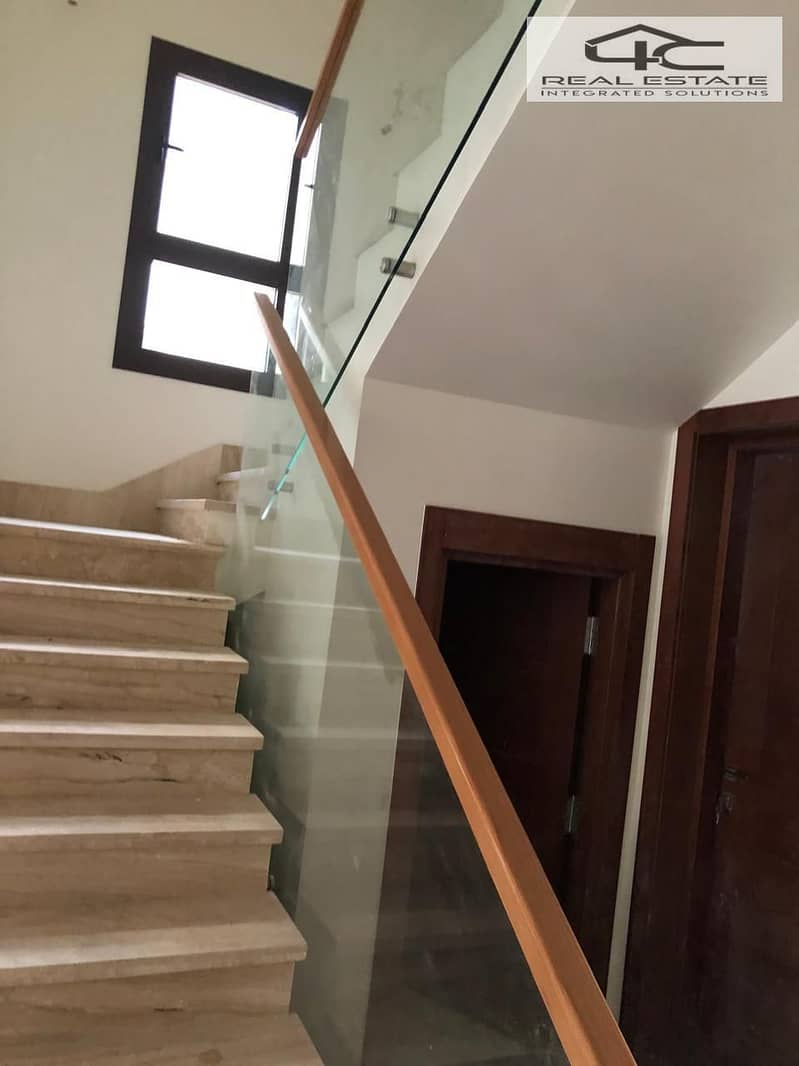 13 WhatsApp Image 2025-11-30 at 15.47. 50 (1). jpeg