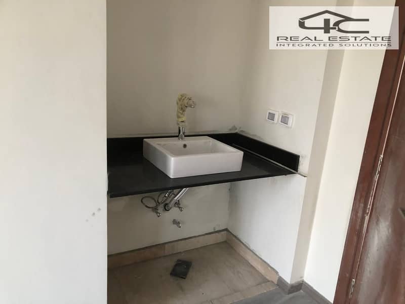 29 WhatsApp Image 2025-11-30 at 15.47. 58 (1). jpeg