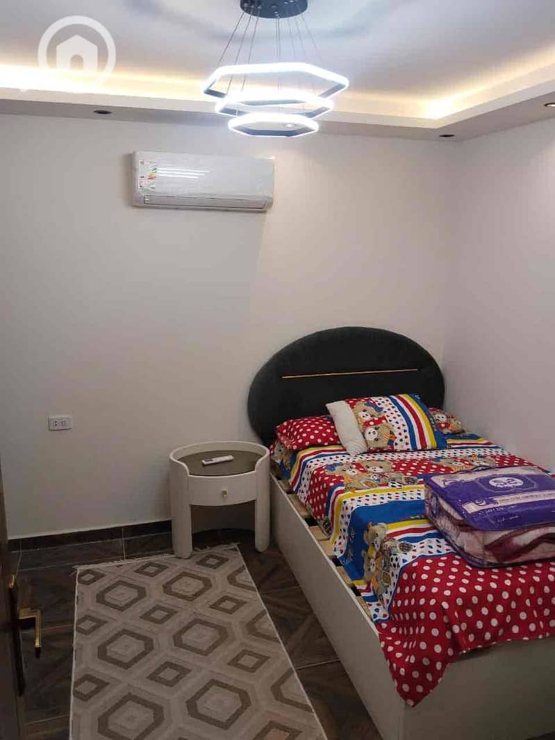 3 6c8cb582-7132-497f-a408-17f53cea9fb1. jpg