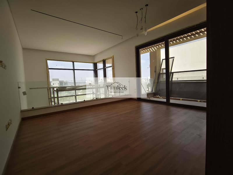 8 738aa6e8-7390-45e2-b1dd-6e06583fdd23. jpg