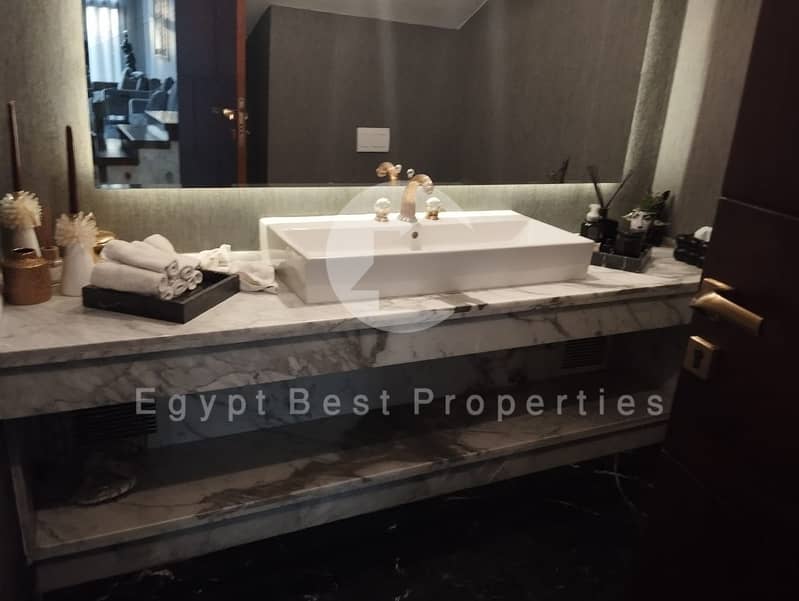 2 90f1b735-2410-4a1f-93f9-f89f3188a083. jpeg