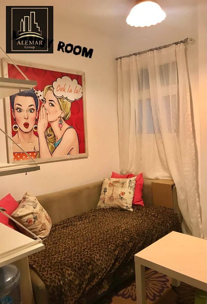 8 35bf6518-cf8d-4c29-b04c-d6471d18e2e4. jpg