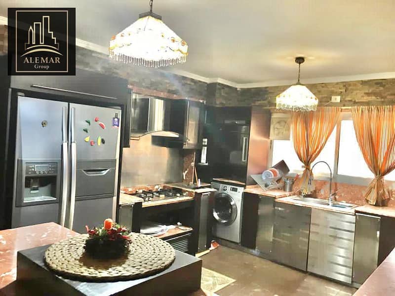 22 b1c5ad51-7226-49f0-bb99-e3c8e6da526c. jpg