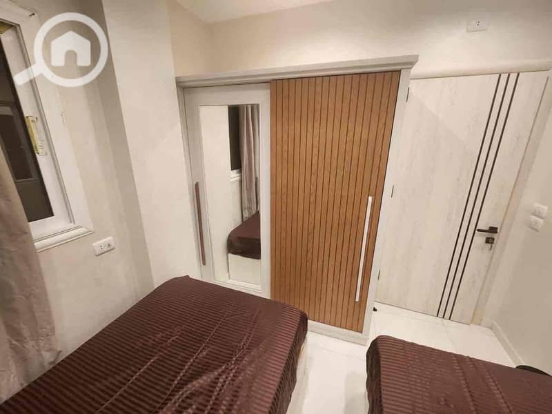 5 b03f10f9-9241-43ca-bee2-09723dad37e7. jpg