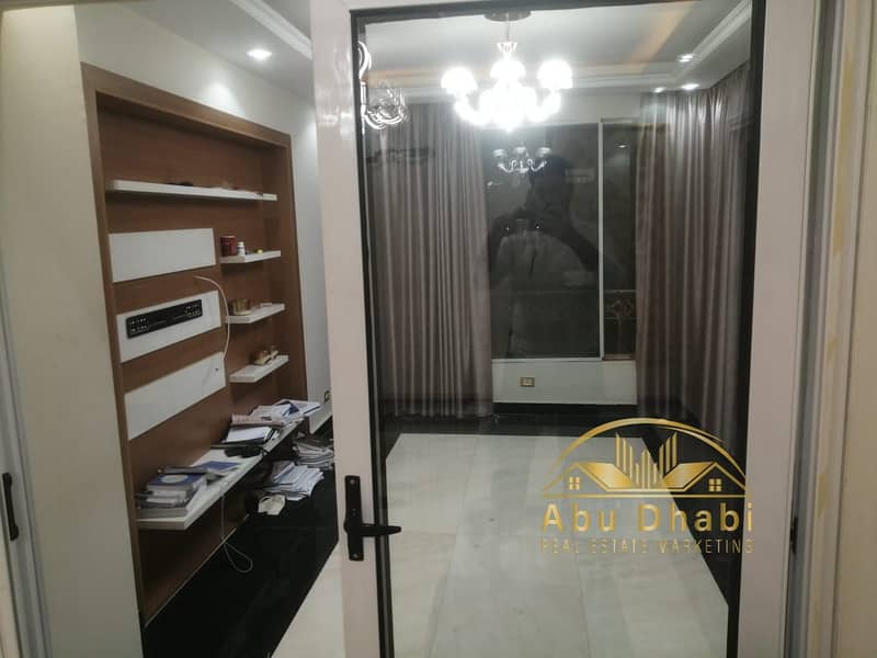 5 258dfa2c-0331-4db0-9862-b75269d1ce97. jpg