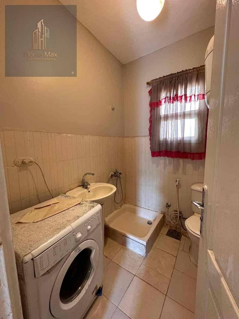 6 90b0d7a8-1aed-4492-8ab8-a14f8205e04e. jpg