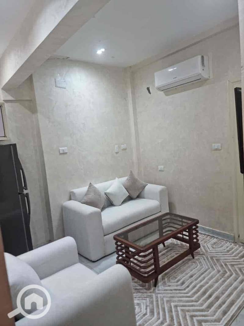 3 52cfad9b-3c67-45d4-8652-fae0a182fd81. jpg