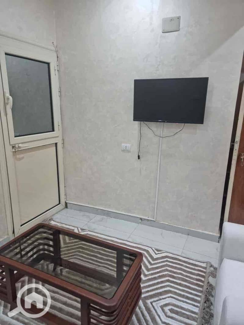 8 9b16061c-a000-4e84-b28c-d4afde424c60. jpg