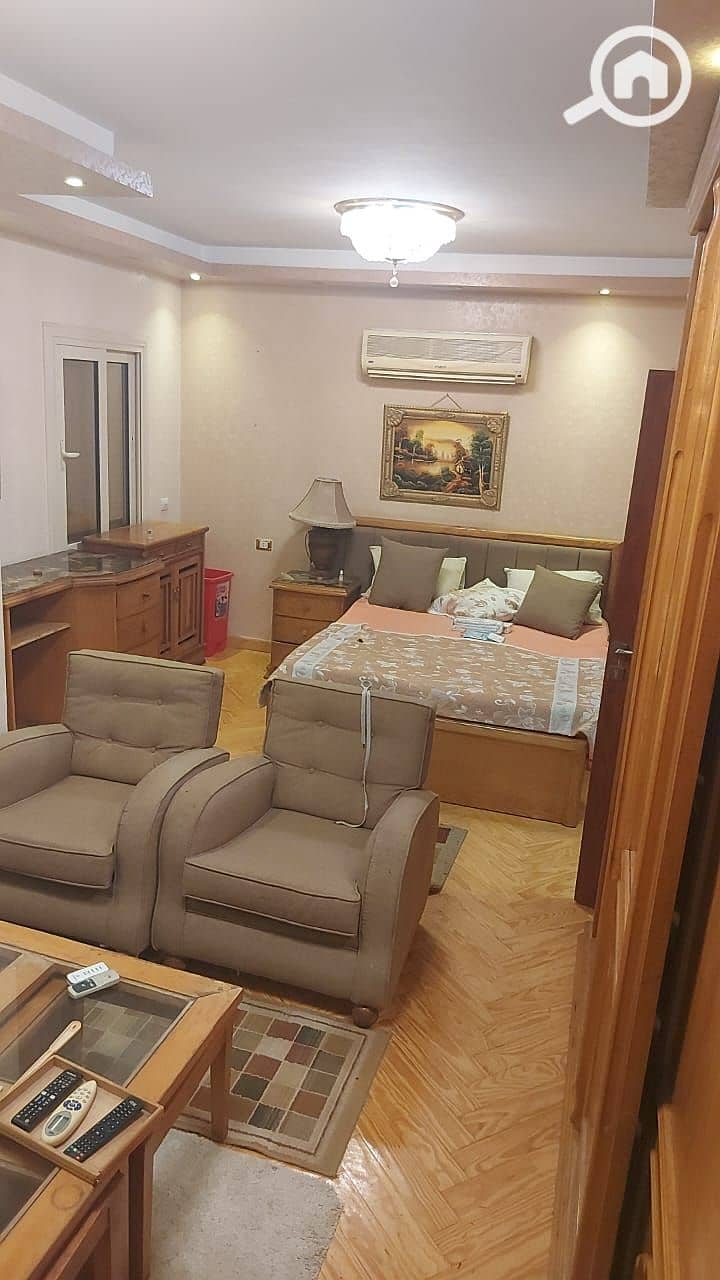 6 61086cbd-be93-4630-92e9-7a4c9549a2c1. jpg