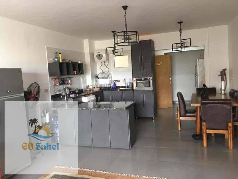 5 dea7ba6e-bc4f-42a4-a101-ab79dff103ba. jpg