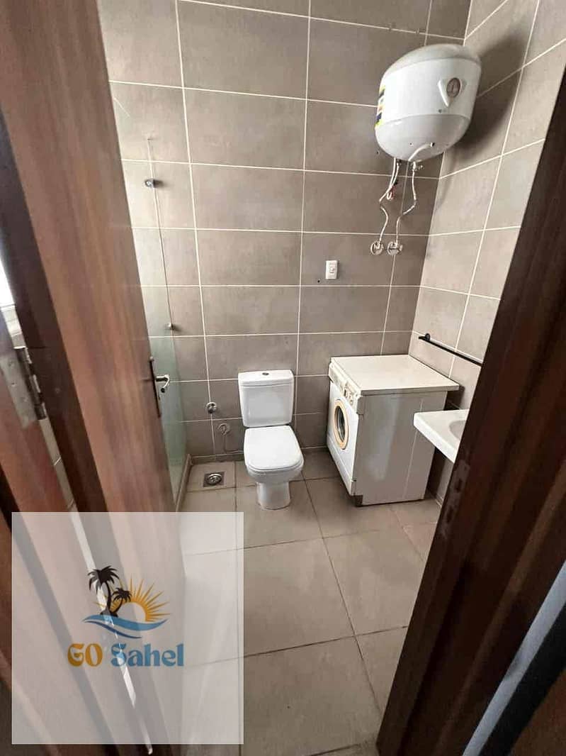 10 ddcb1c0c-9d7b-4416-8406-098b4d4db46e. jpg