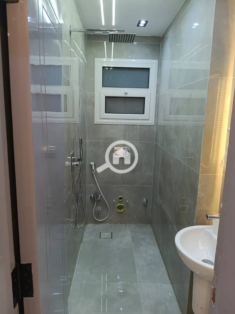 8 WhatsApp Image 2025-11-04 at 15.53. 06_b13051d6. jpg