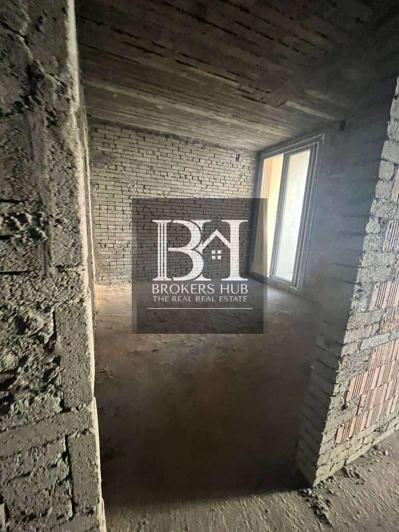 4 28d87493-4300-4af3-9866-077238db87ab. jpeg