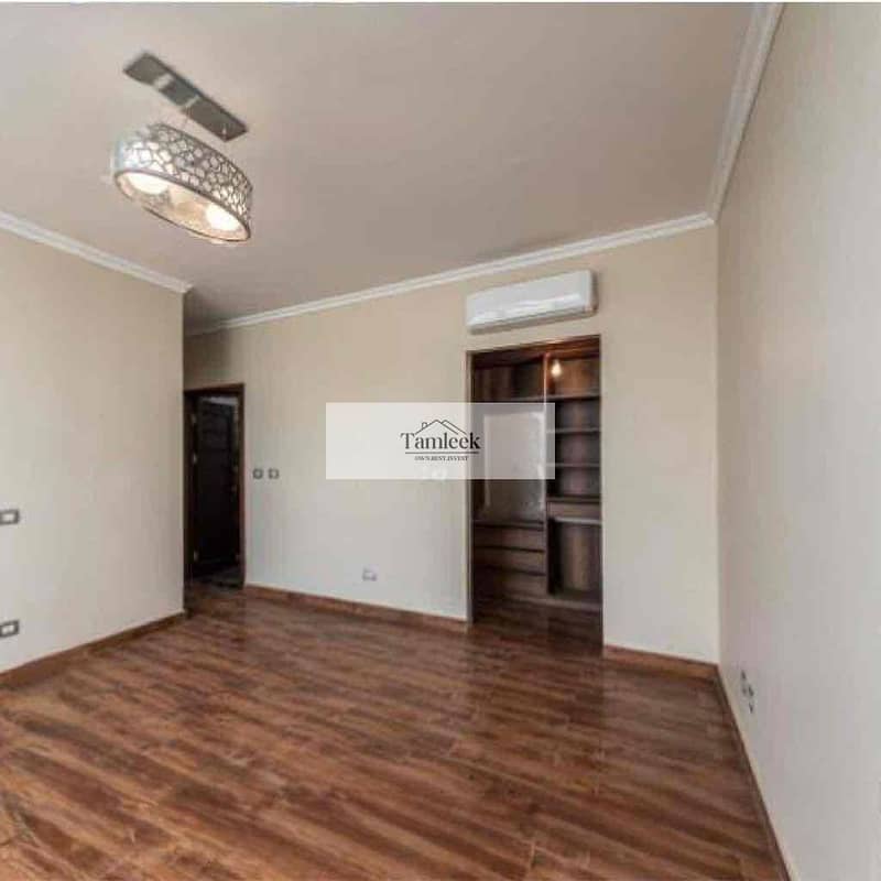 7 b23524ed-c53a-4653-b5f1-ef3b439a41f0. jpg