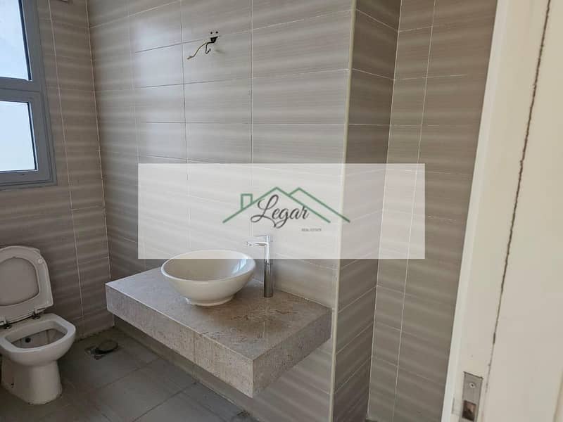 5 IMG-20251125-WA0068. jpg