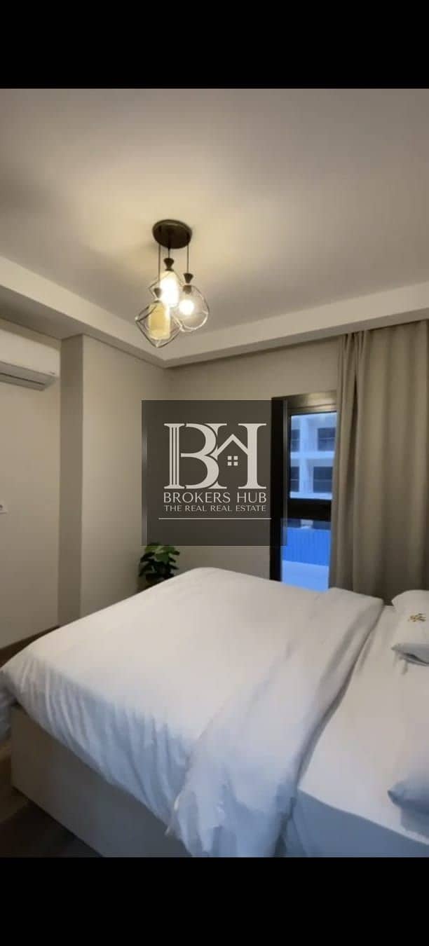 4 0300a204-ec3a-4e52-ad3c-4ab1a8193a69. jpeg