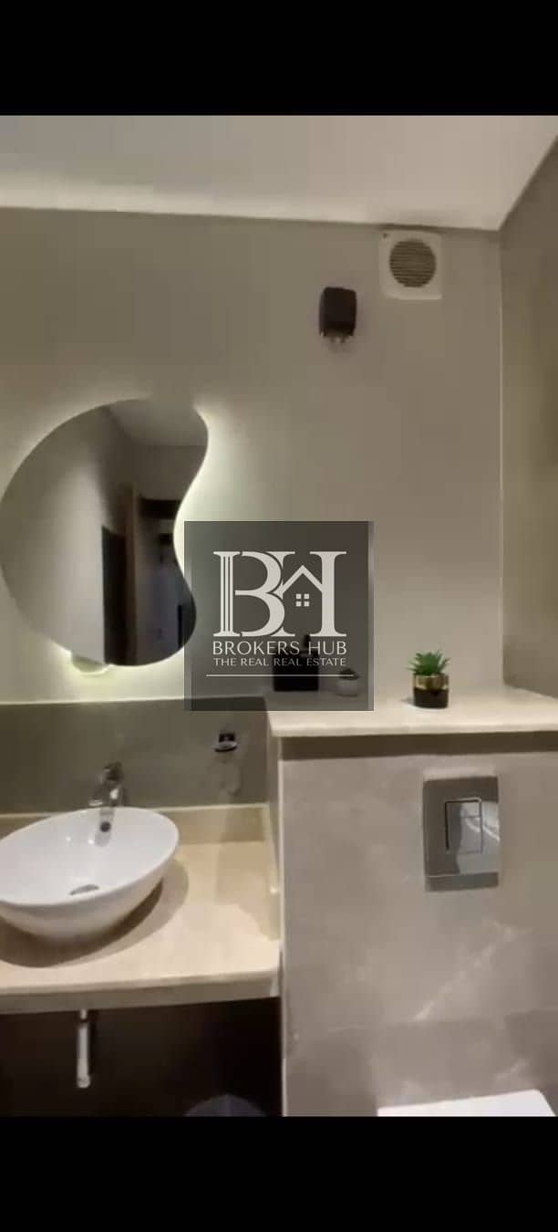 5 1151b7a3-77b6-4f2a-b40f-2ca49f65b975. jpeg