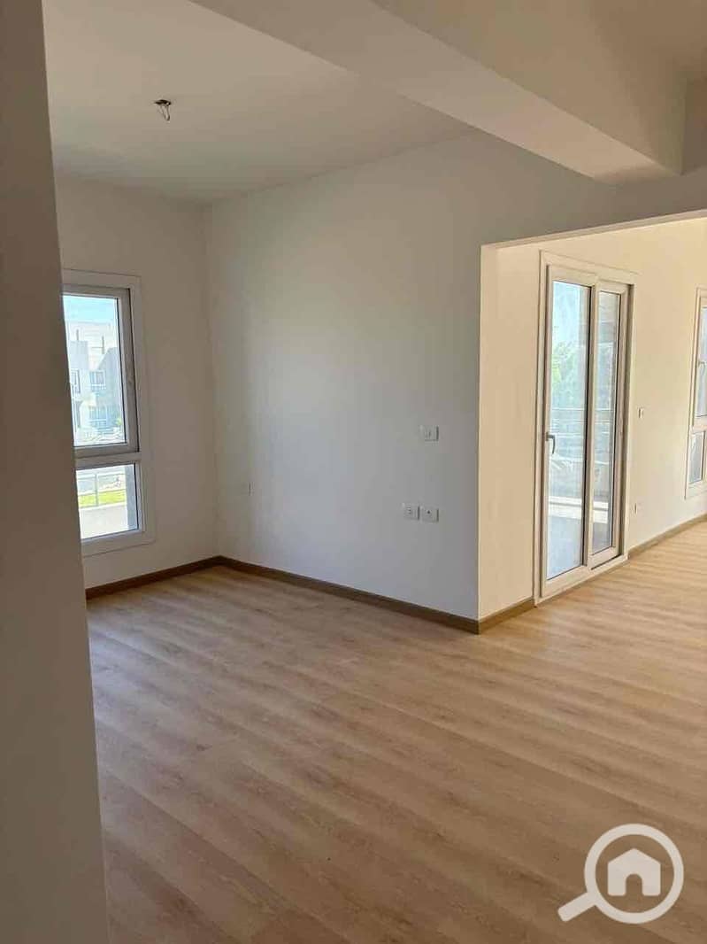 4 28017281-b22f-4841-9440-9839b5b62bc6. jpg