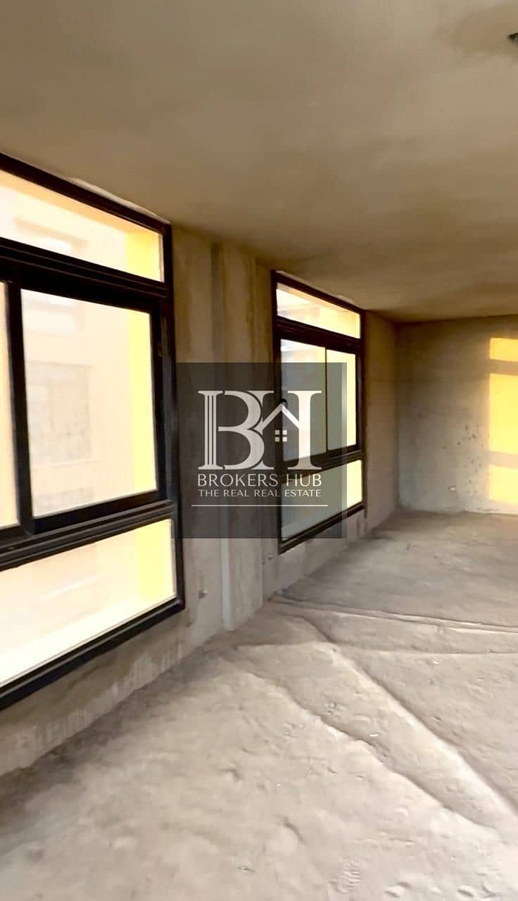 9 e7fa19e6-bfc4-4cdb-80fc-f89ae4c2df80. jpeg