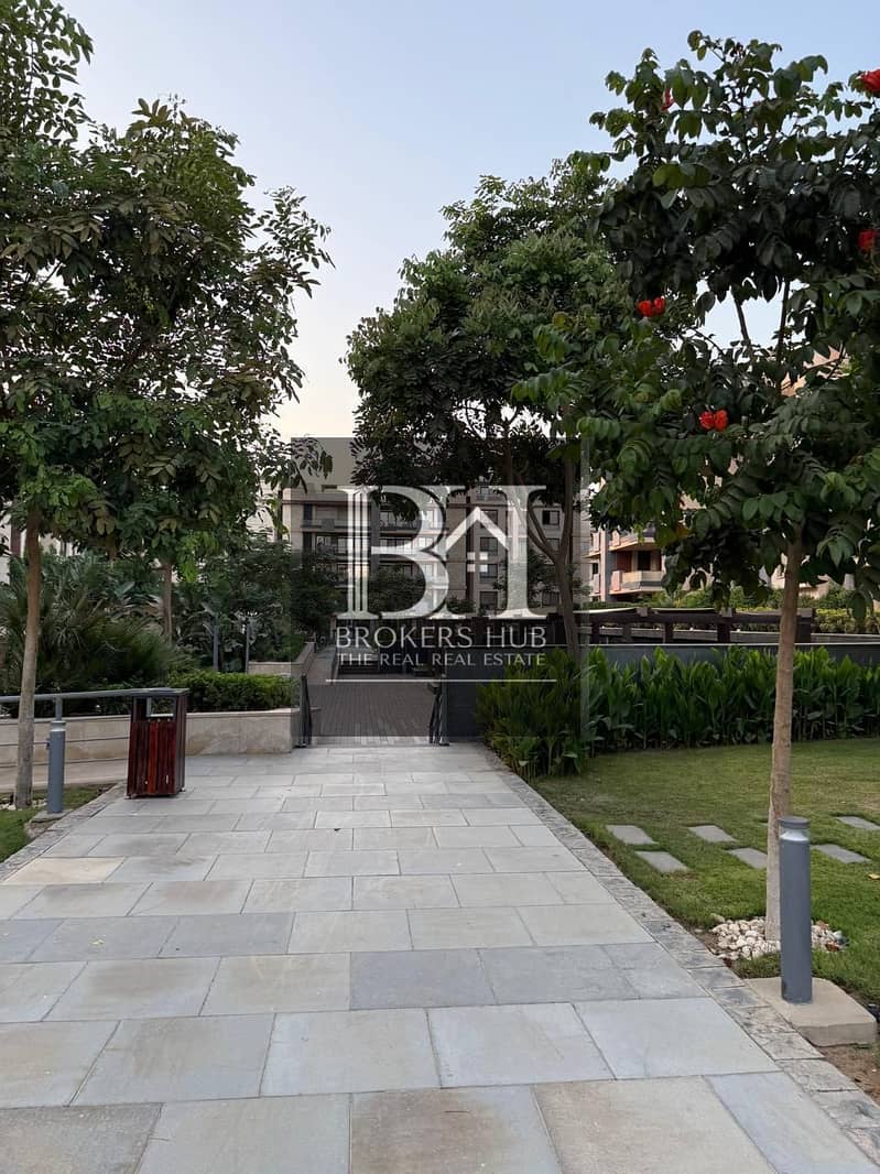 10 ee0b3120-09b0-45ac-b6cc-665344903302. jpeg