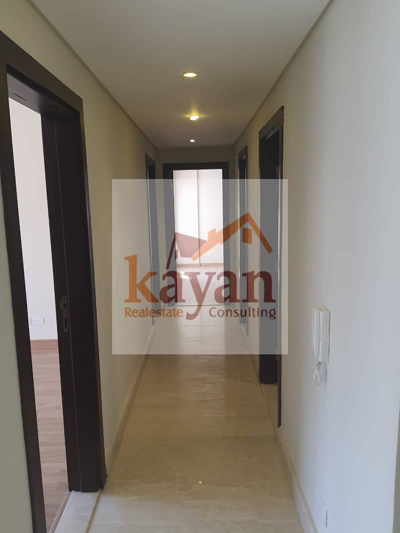 11 WhatsApp Image 2025-11-24 at 17.40. 55_10350add. jpg