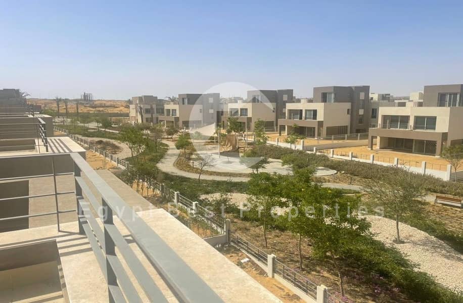 9 dc24b58e-c077-4c2e-a0bb-e5b93bc1b8a1. jpg