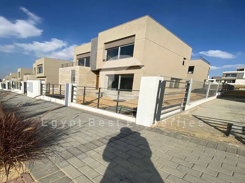 11 db5ac3c9-62a4-4170-96ce-6dbd9a08ed67. jpg