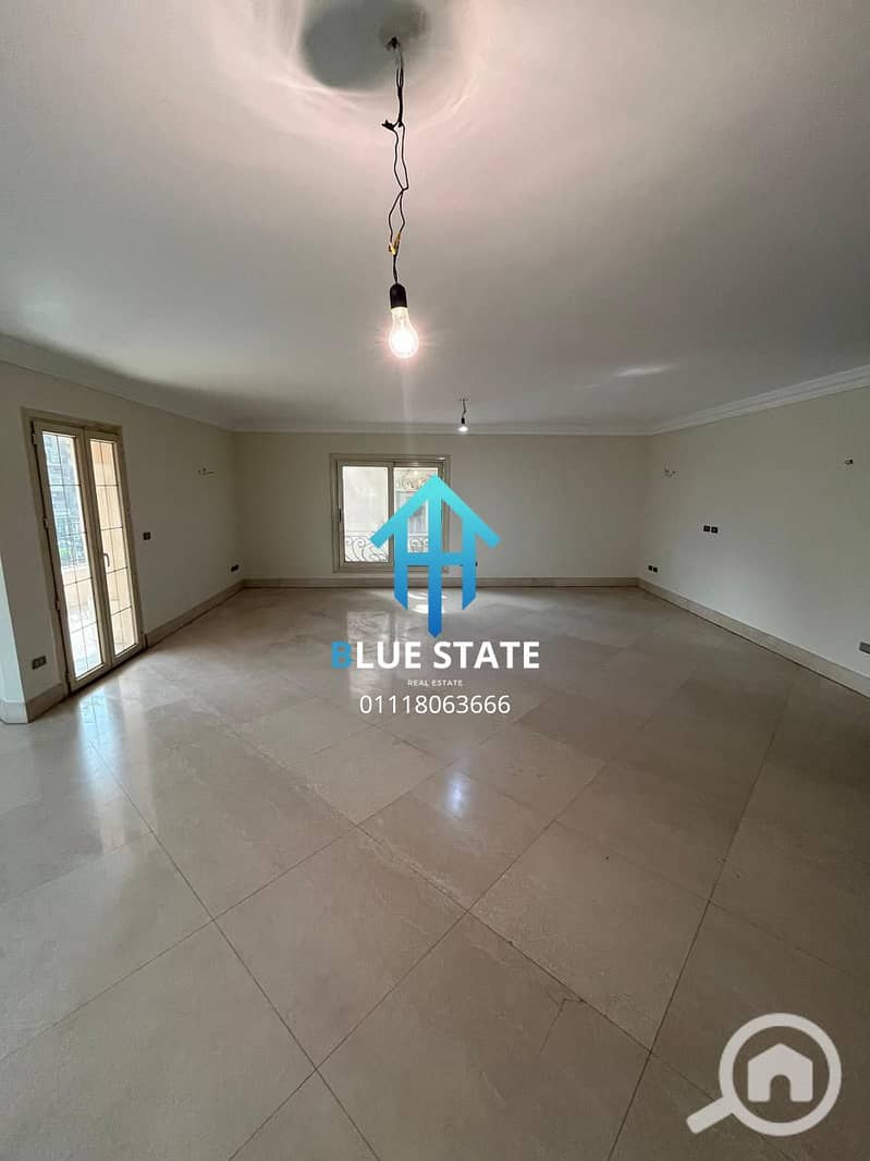 4 01118063666 (59). png