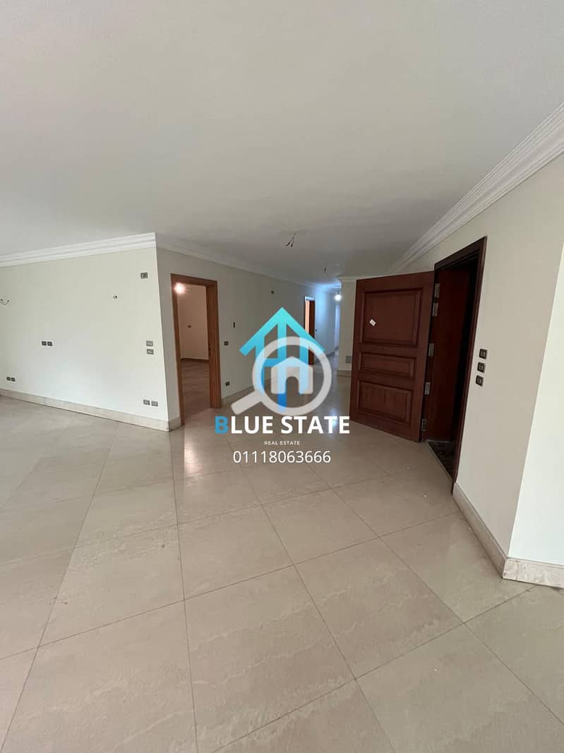 5 01118063666 (58). png