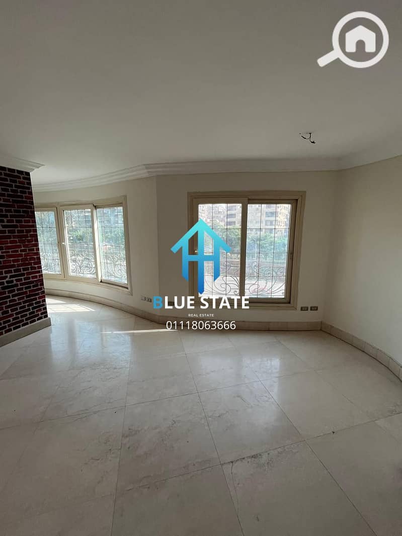 8 01118063666 (54). png