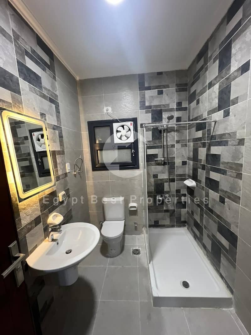 4 c5413398-1c15-45e1-8428-70f0cf01053c. jpg