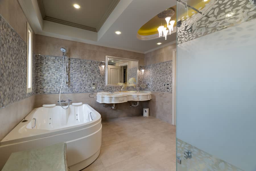 21 IMG_3027-Edit. jpg