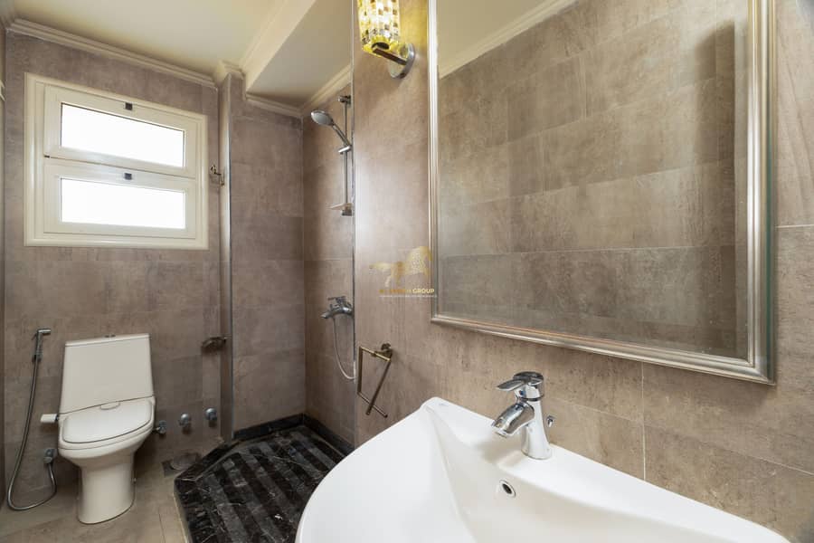 24 IMG_3064-Edit. jpg