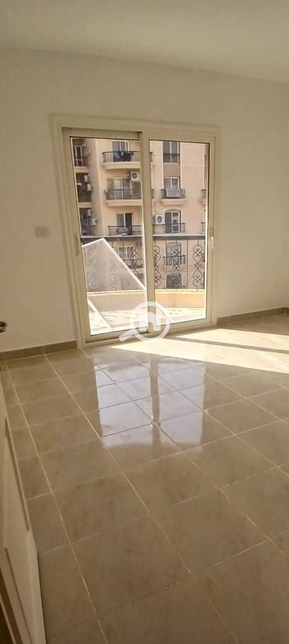 4 7f535506-80dc-443e-976d-fecb33ecdee3. jpeg