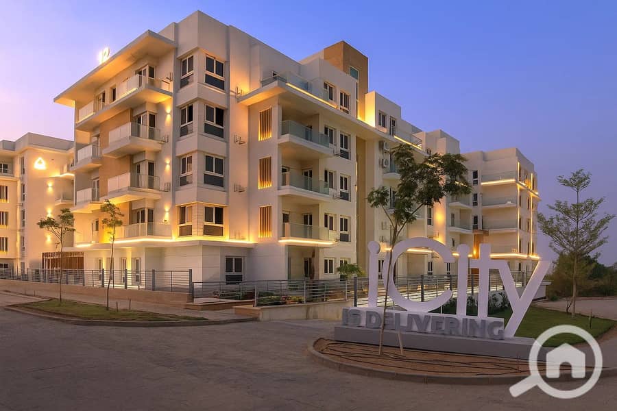 5 assets_task_01k1tpf2snfj3v6jeqrp86mjrb_1754316506_img_0. jpg