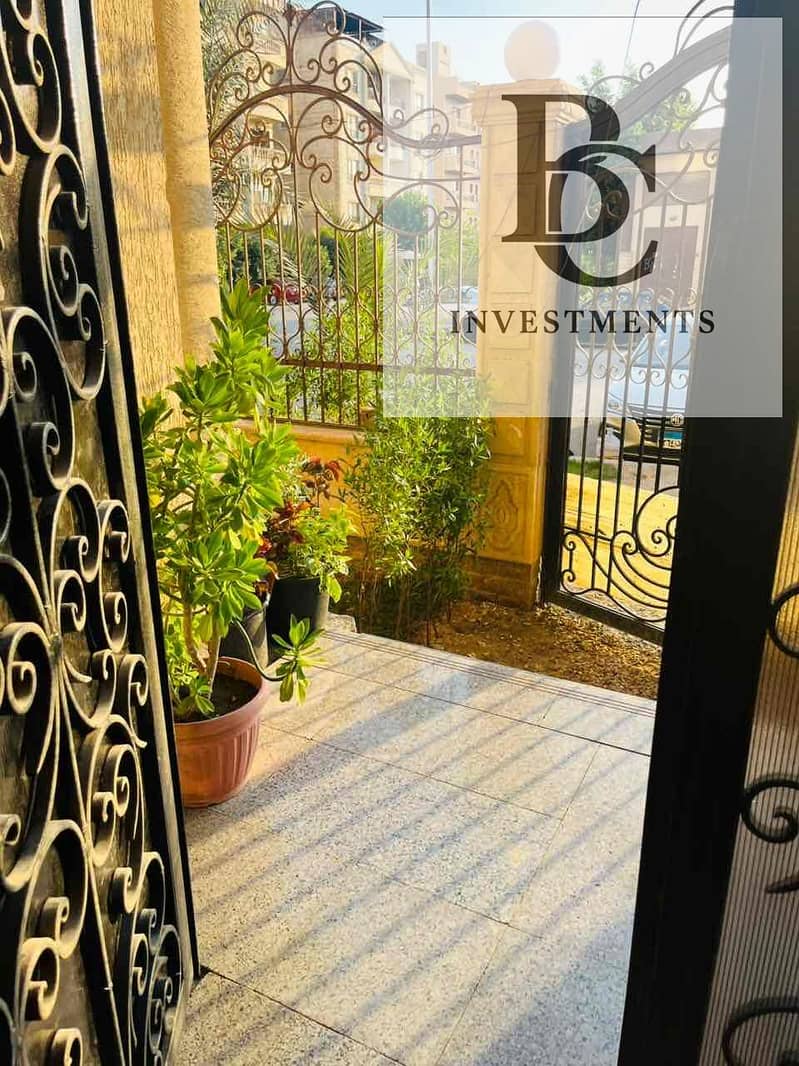 10 c5228f82-8198-40e5-bb5e-2595f8d763f9. jpg