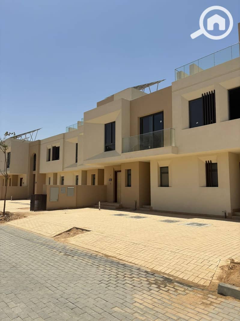 9 b6d0a54d-79ea-4b33-a756-cd6b3f6e58de. jpeg