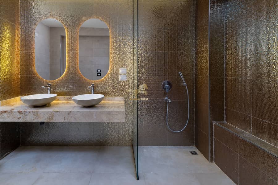 23 IMG_8081-Edit. jpg