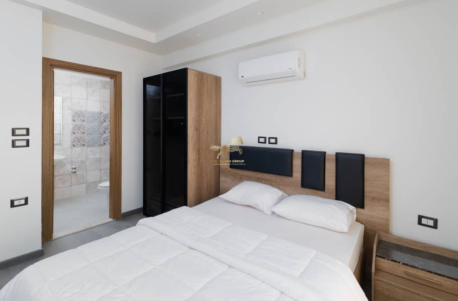 28 IMG_8108-Edit. jpg