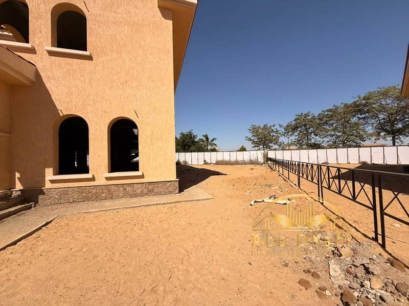 6 588429517_835227799254118_5390396872004695863_n. jpg