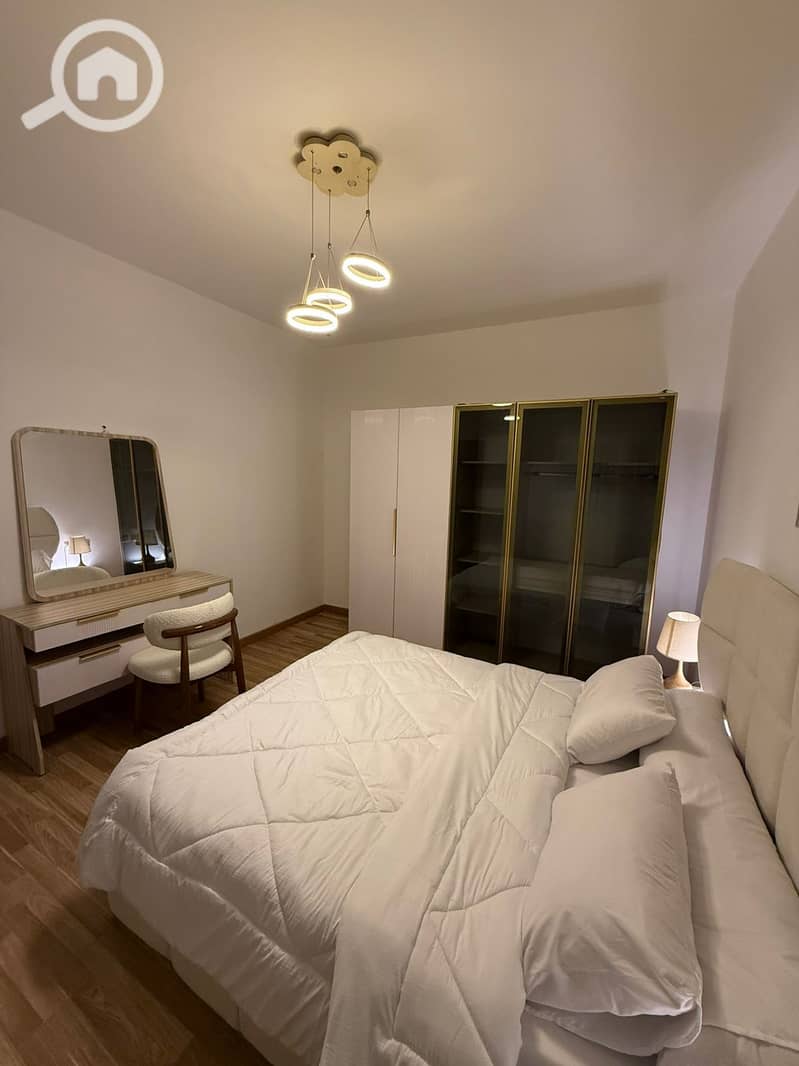 235aef37-57b4-4d86-826f-4624ec664a31. jpeg