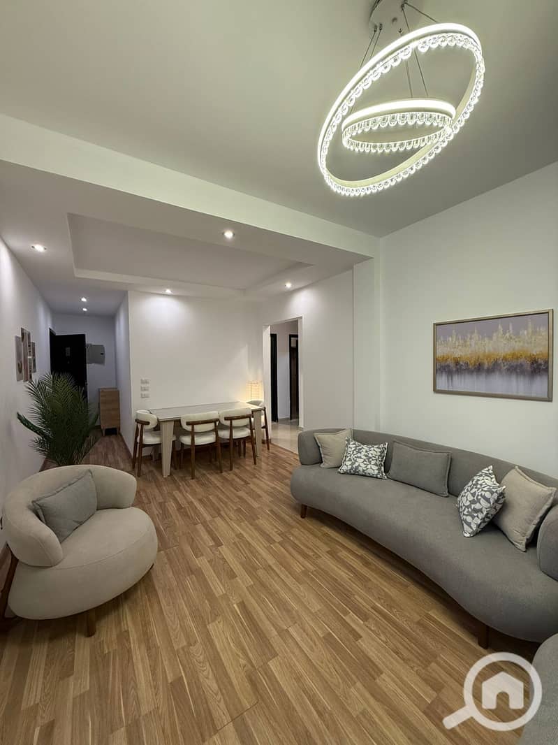 8 81bfd29b-3d9a-426b-b77f-6143834eef66. jpeg