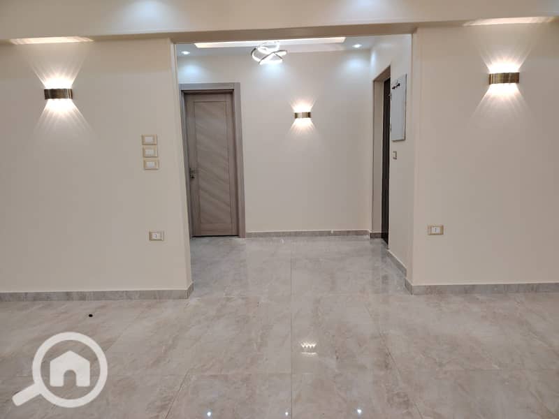 3 cf24988c-ef1f-42da-b4fc-b47ec5dda063. jpeg