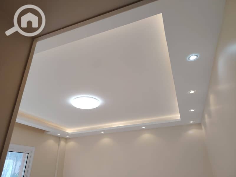 10 f583b9e6-9f44-4348-86d7-1a6db5aa3558. jpeg