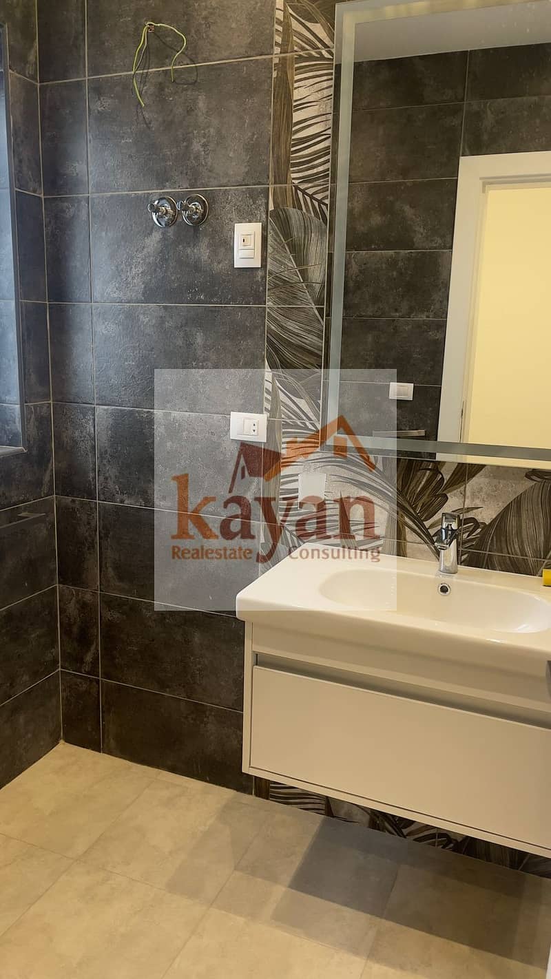 5 WhatsApp Image 2025-11-23 at 11.39. 59_58dbf356. jpg