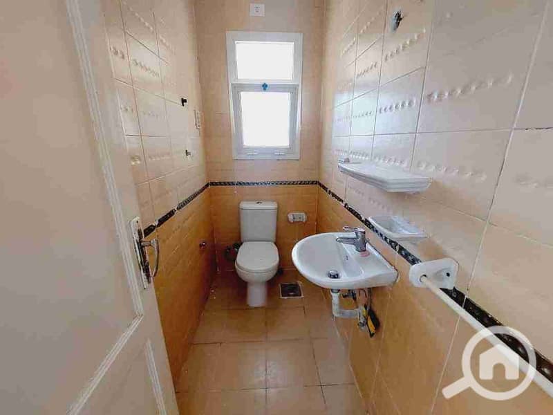 3 FB_IMG_1713722387250. jpg