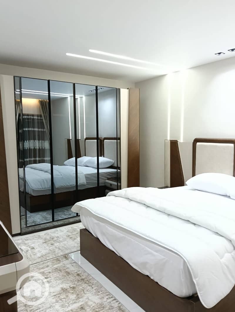 13 3556149b-3d21-493e-9274-3416fa4cb01f. jpg