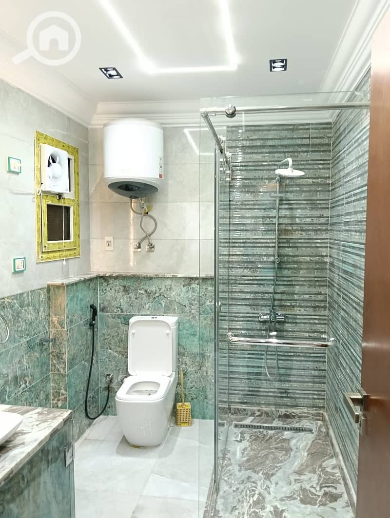 22 12388b40-badf-4439-98c2-58b64d5702e0. jpg