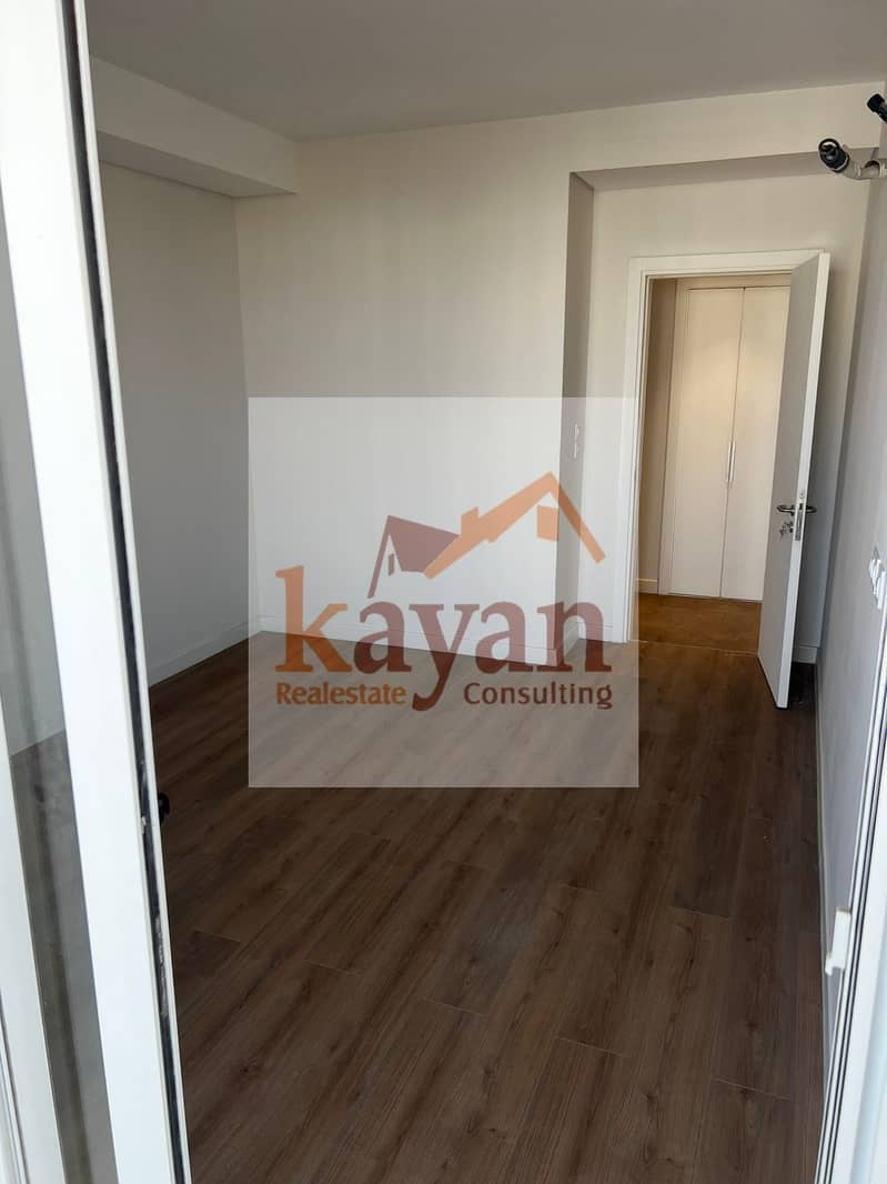 6 WhatsApp Image 2025-11-23 at 11.38. 43_c83080c3. jpg