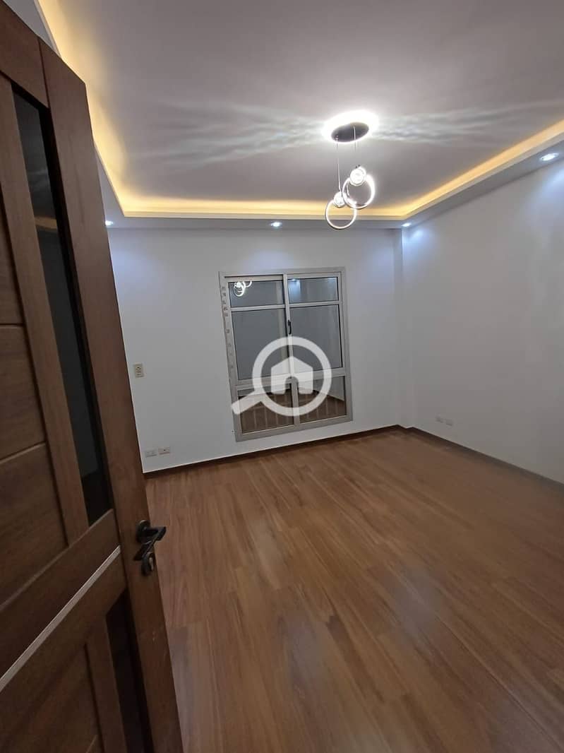 4 WhatsApp Image 2025-11-30 at 3.22. 37 PM (1). jpeg